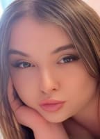 YOURSWEETELIANA