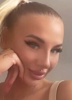 MAXIMA DIZDAREVIC