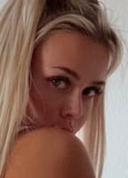 JOLIE BECKER NUDE