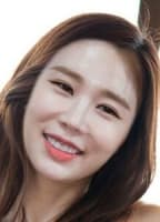 YOO IN NA