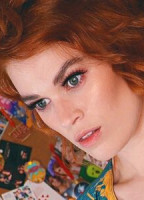 HOLLIE BENNETT