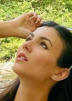 VICTORIA JUSTICE NUDE
