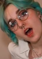 LYRACR0W0 NUDE