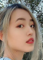 YOOJIN