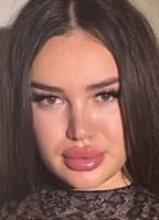 BUSTYYBELLA