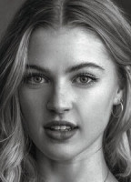 ANNIE KATE KNOWLES