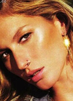 GISELE BUNDCHEN NUDE