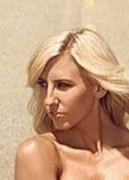 COURTNEY FORCE NUDE
