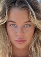 EMELY HUFFER