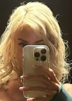 HANNAHELIZABETHOFFICIAL