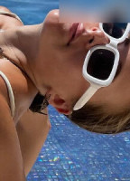 VALENTINA VAPAUX NUDE