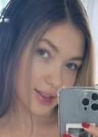 CHLOECUTTIEEE