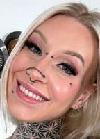 LA BLONDE