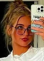 BETH GROTELUESCHEN