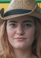 RED FARM GIRL