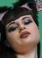 MADAMREDRUM