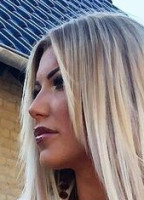 VIVIEN KONCA