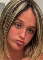 PARISLIVVY