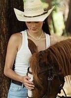 CAITLYN STAVE