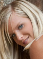 MARRY QUEEN NUDE