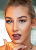 LAURAGETSHIGH L NUDE