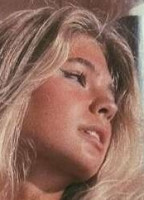 LAVINIA YAKIRA