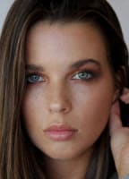 BAYLEE MULLEN