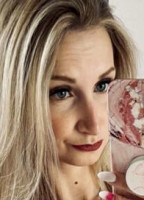 BLONDIIEGIIRL / MISSBLONDIQUE NUDE