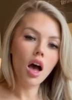SCARLETTKISSESXO