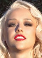 NICHOLE BLONDE