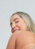 MARI FREITAS