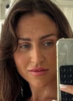 ALINE BECKER
