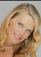 ANNA WALKER