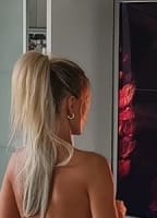 IVA BLONDIE