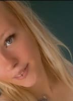 BLONDIIGIIRL