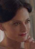 LARA PULVER NUDE