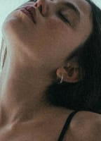 GAL FAKTOR NUDE