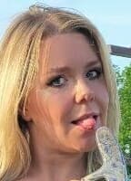 HOTWIFETESSA