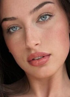 MARNIE VICTORIA NUDE