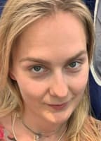 HOTGIRLDOINGSTUFFTEASE