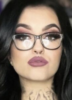 CHANTIXSCH NUDE