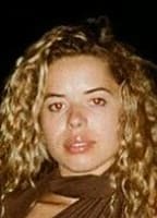 NILUFER YANYA