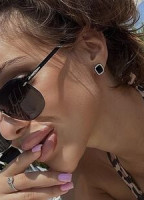 JULIIA_ROSE