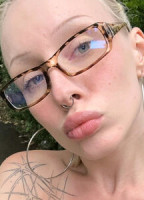 ELIZZABETH19