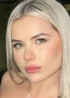 LEAH PETERS NUDE