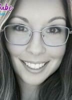 MOMNEXTDOOR42