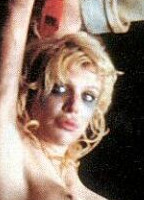 COURTNEY LOVE NUDE