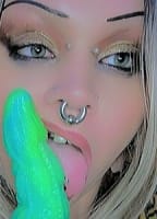 VVEXXII NUDE