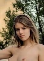 KIMMIGNE NUDE