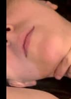 MOLUNITAS NUDE